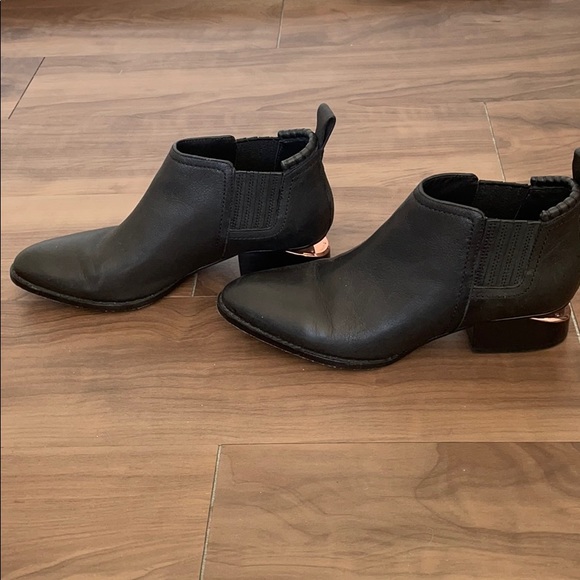 Alexander Wang Kori Chelsea boots with dust bag - Picture 6 of 10